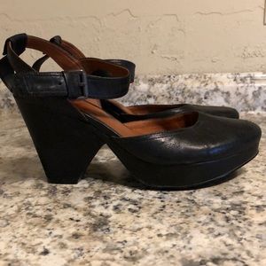 Gentle souls boho black leather heel 8.5